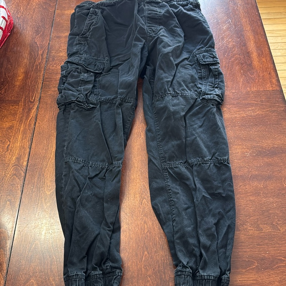 Men’s American Eagle Cargo Joggers